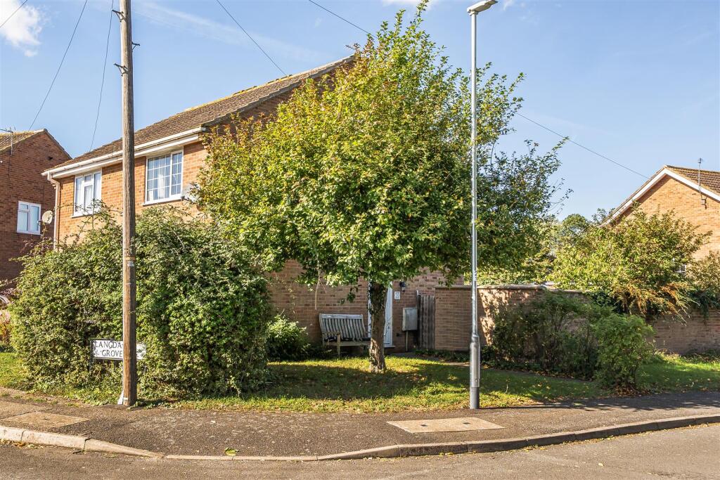 House in Rushcliffe, Bingham - View 4