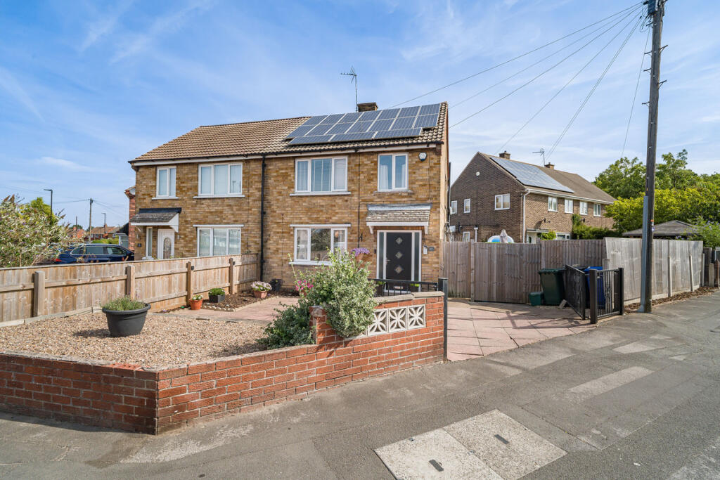 Main image of property: Clay Flat Lane, Rossington, DN11
