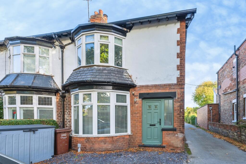 Main image of property: Victoria Avenue, Hull