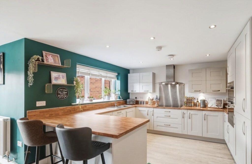 House in Malvern Hills, Clifton upon Teme - More