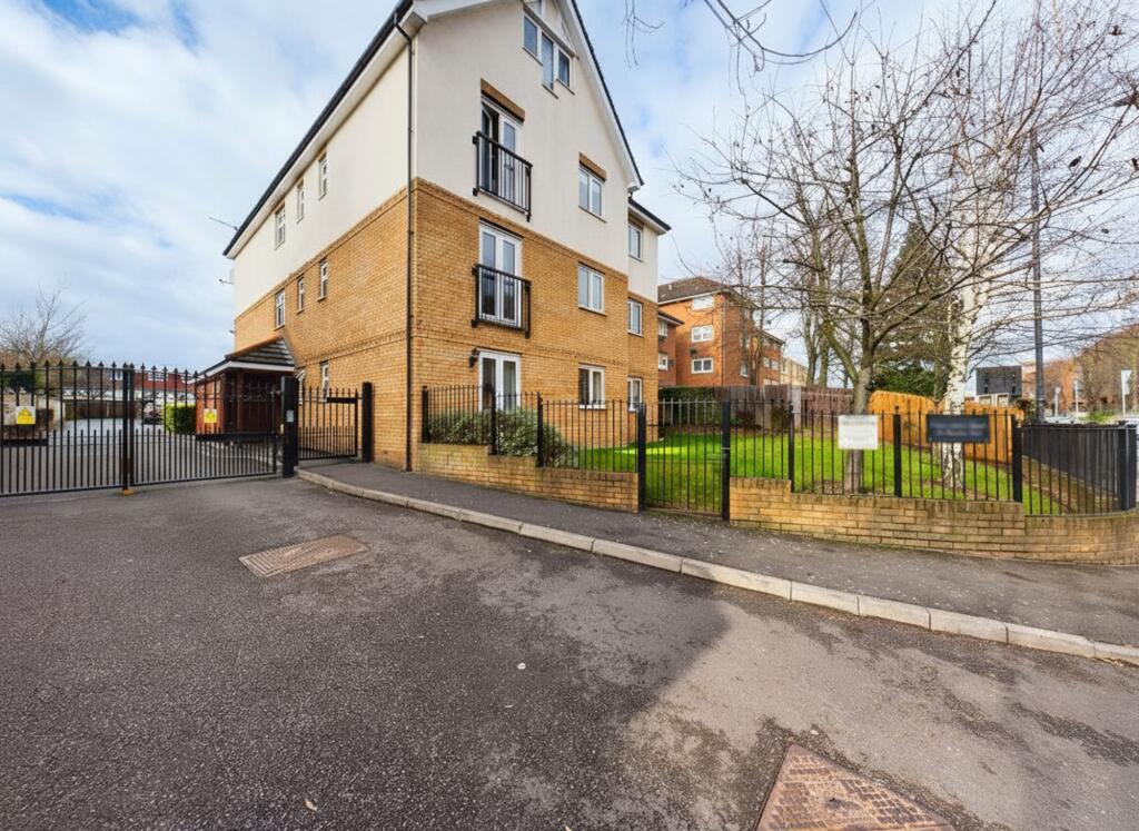 Main image of property: Harrow View, North Harrow, HA2