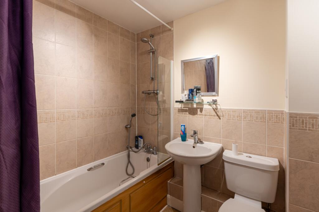 Apartment in Oxford, Cold Harbour, South Oxford - View 5