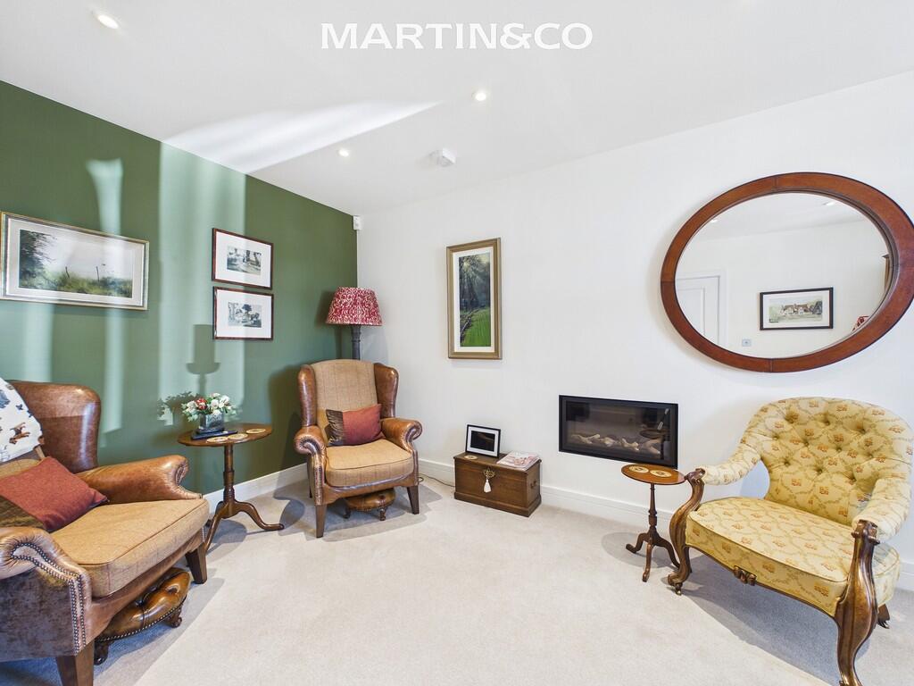 House in Wokingham - More