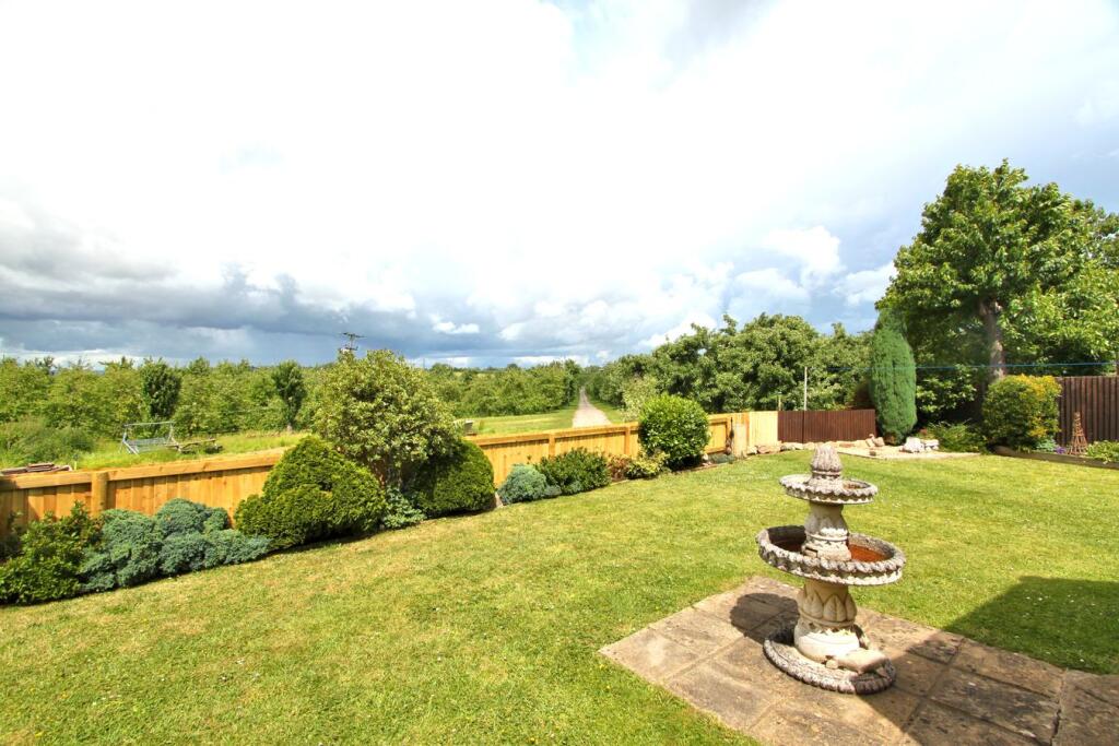 House in Bristol, Almondsbury - View 3
