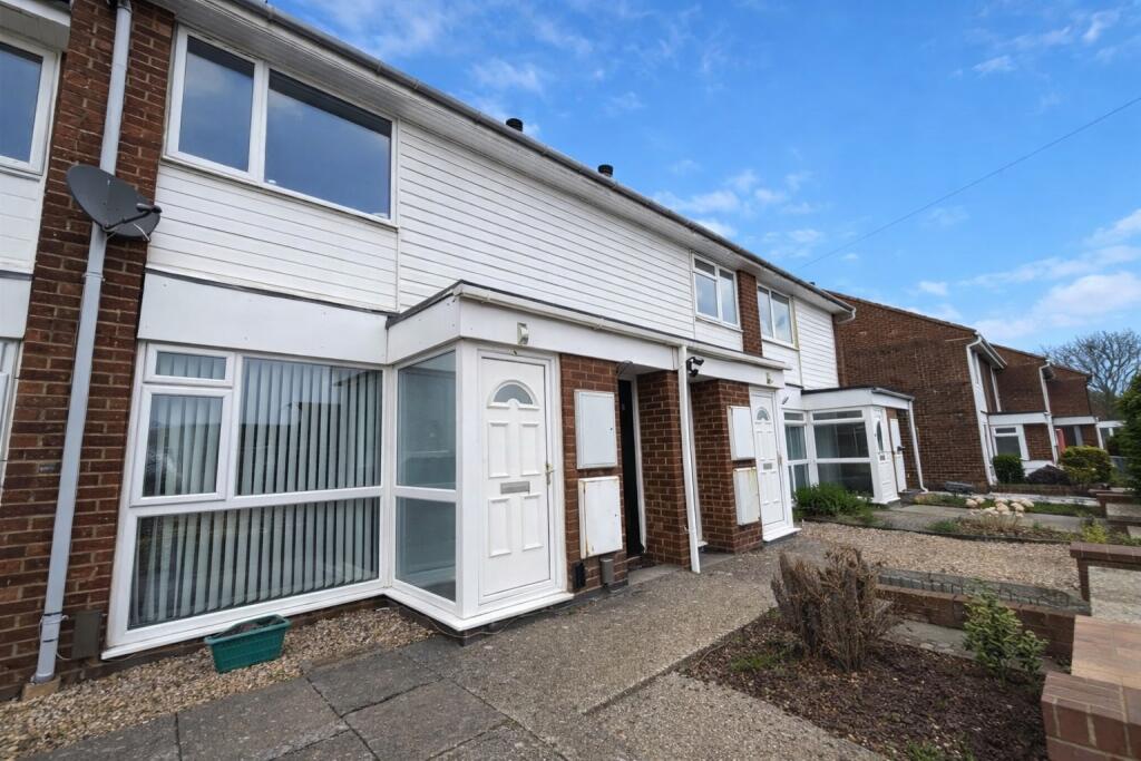 Main image of property: Weyhill Close, Fareham, Hampshire, PO16