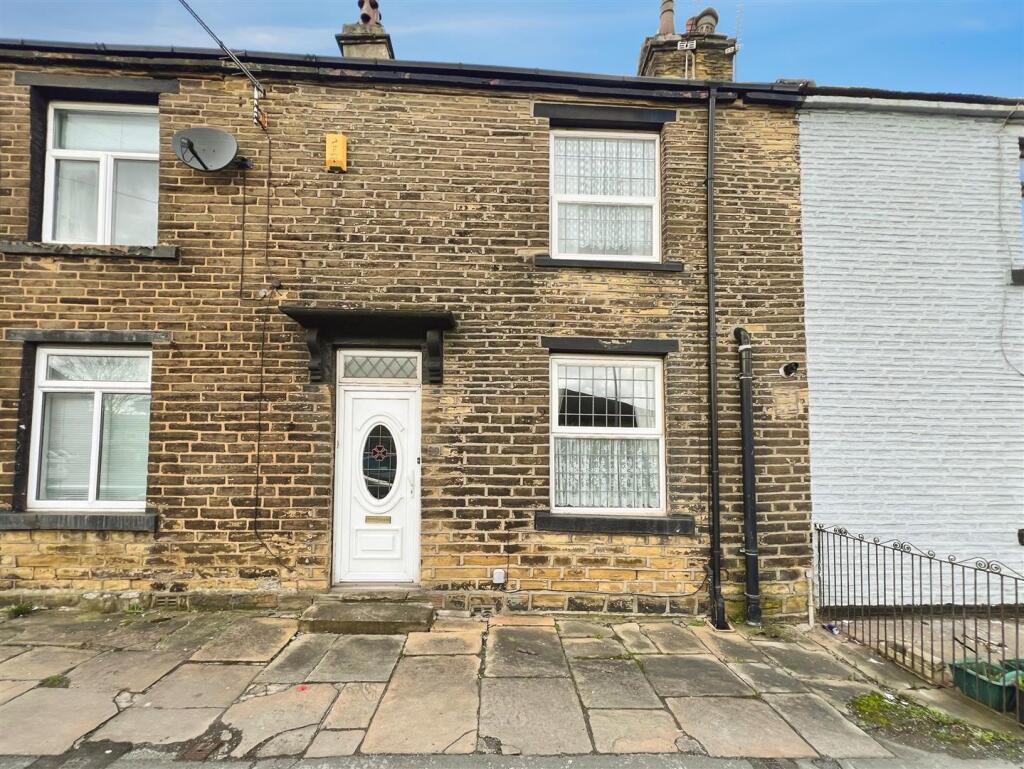 Main image of property: Fagley Road, Bradford, BD2 3LS