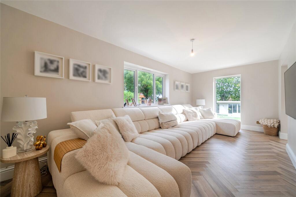 House in Chislehurst, Leesons, St Paul's Cray - View 4