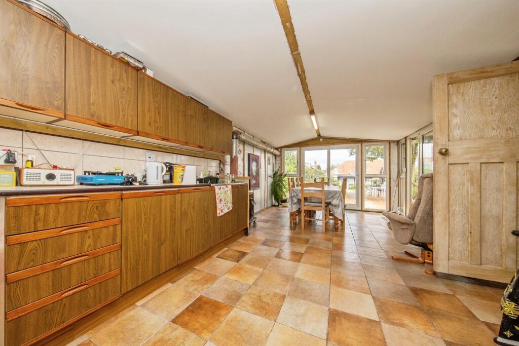 House in Ipswich, Westbourne - View 3