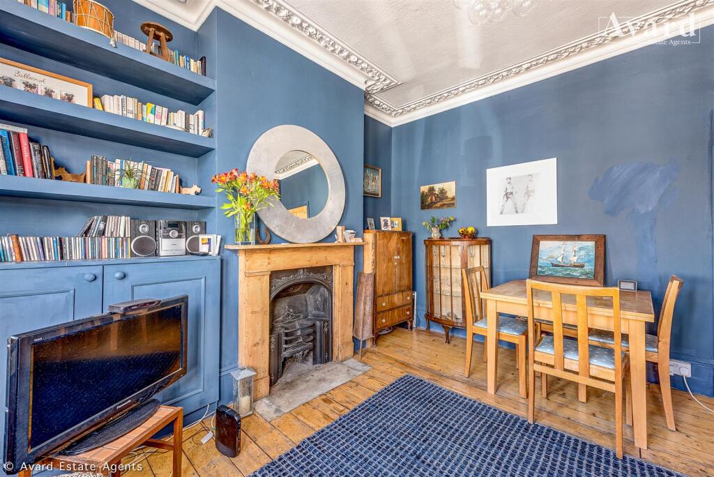 Apartment in Brighton - More