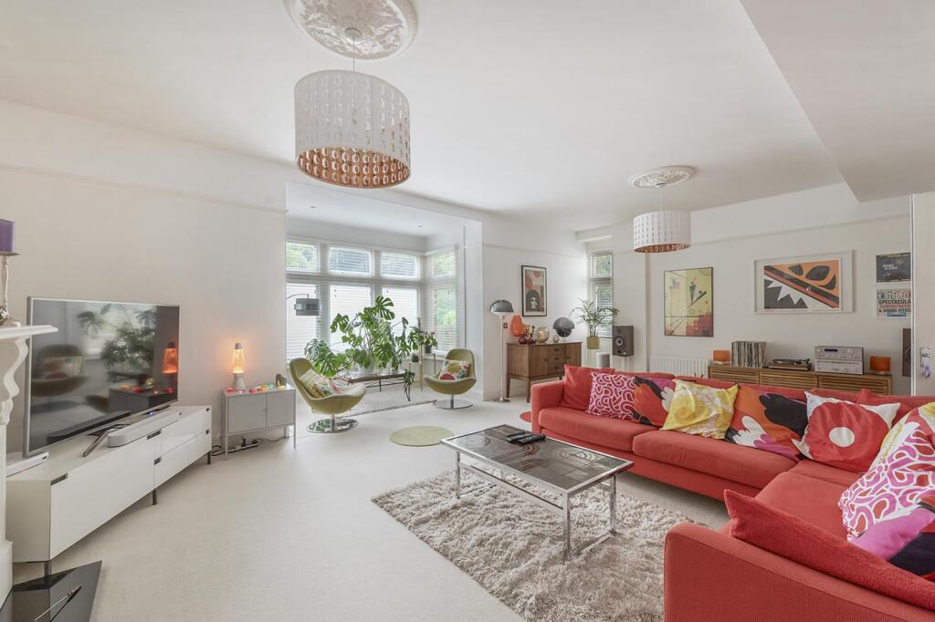 Main image of property: London Road, Wrotham Heath