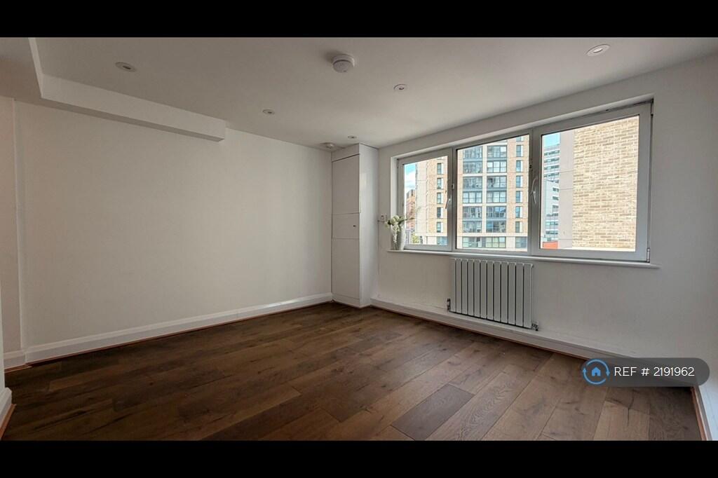Main image of property: North End, Croydon, CR0