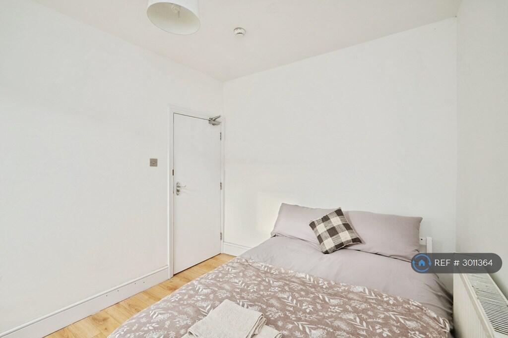 House in Birmingham - View 3
