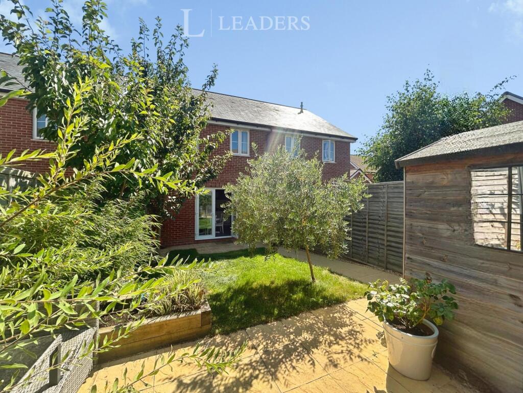 House in Chichester, Southbourne - View 2