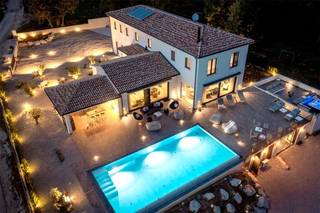 Main image of property: Pahovici Street 82B, Istria, Pahovii 82B,, Croatia, 52424