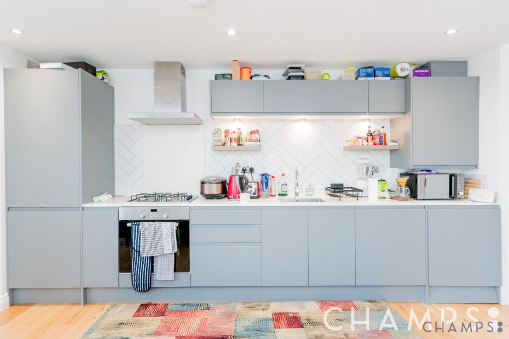 Apartment in London - View 4