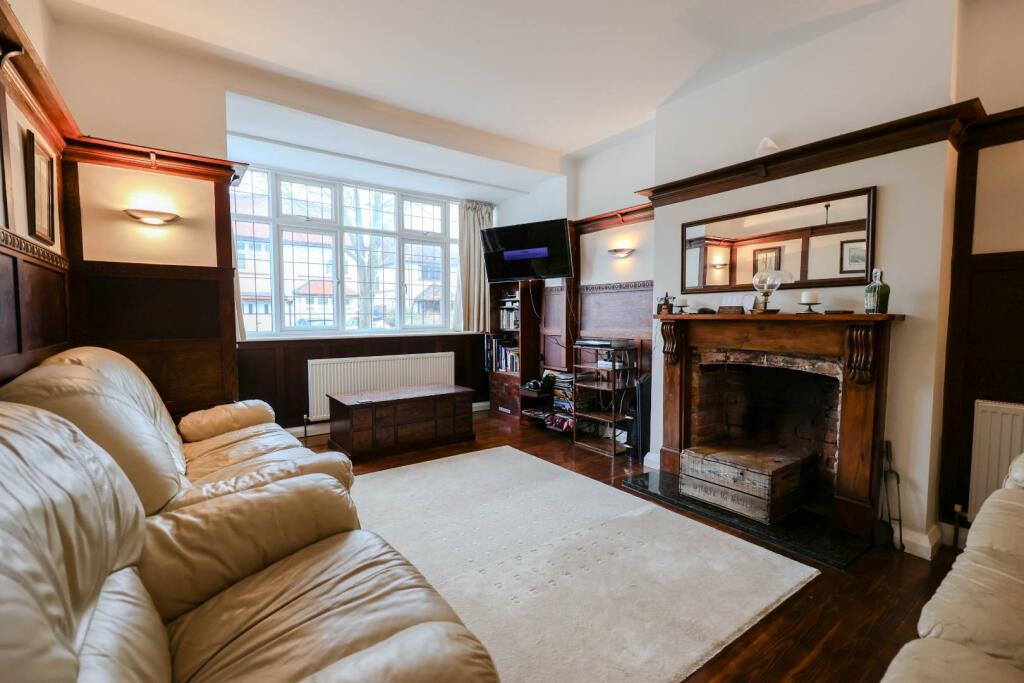 Harley Street, Leigh-On-Sea photo 2