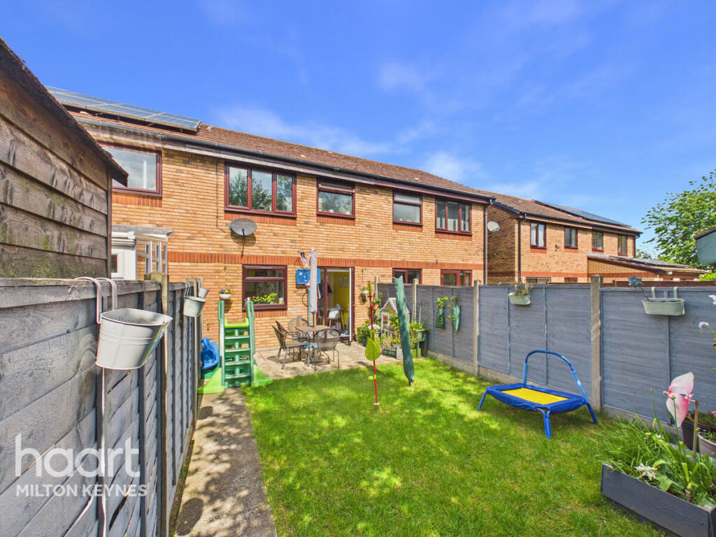 3-bed terraced on Kaplan Close, Shenley Lodge, £300,000