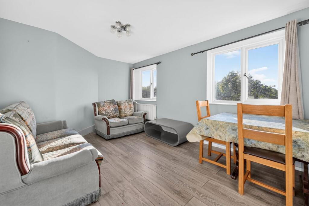 Main image of property: Friern Barnet Lane, London, N20
