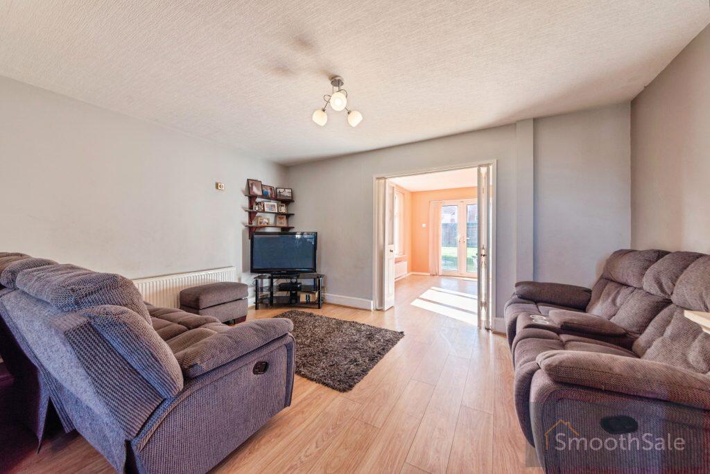 House in Lincoln - View 3