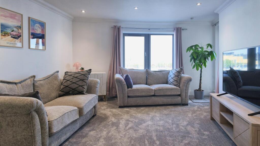 Apartment in Cardiff - View 5