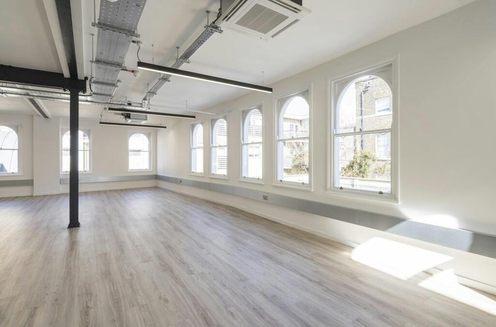 1st floor office space