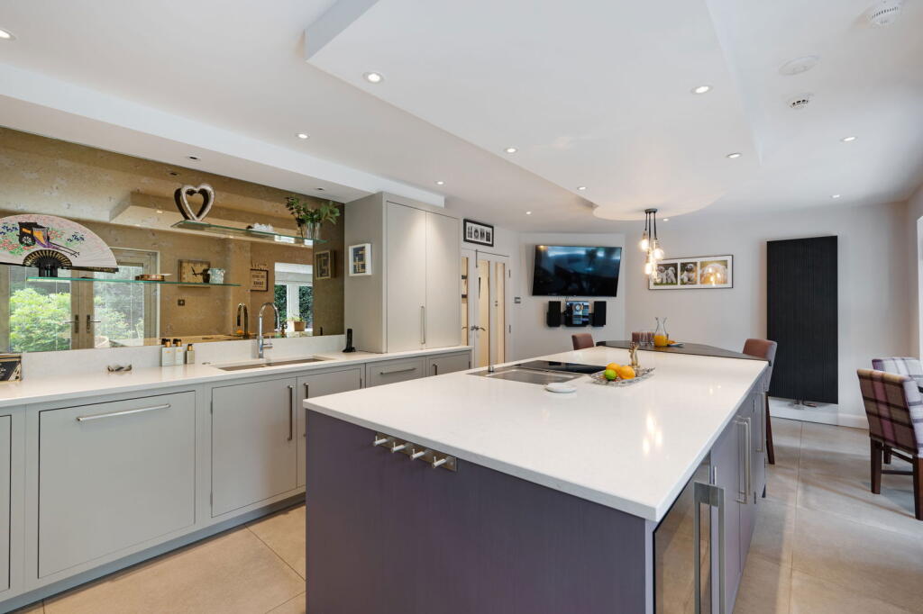 Sycamore House, Woolley, WF4 2JY photo 4