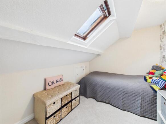 Bedroom: