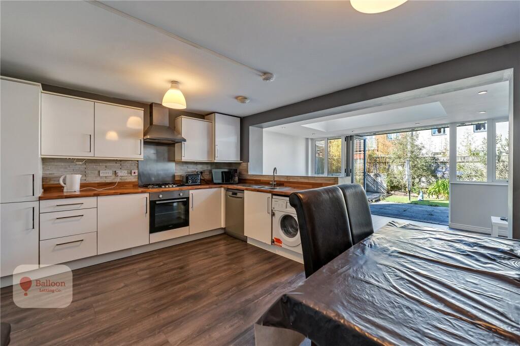 House in Bristol, Tallsticks, Stoke Park and Cheswick - View 5
