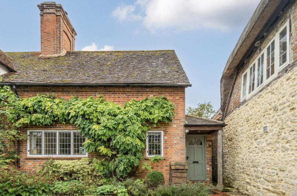 Main image of property: Long Crendon, Buckinghamshire