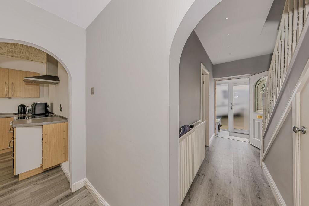 House in Stoke-on-Trent - View 2