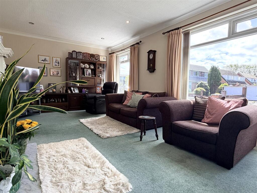 House in Fylde, Lytham - More