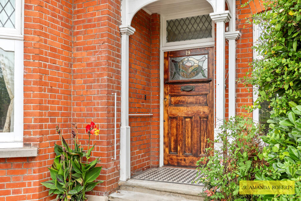 Gordon Road, Chingford, Waltham Forest photo 3