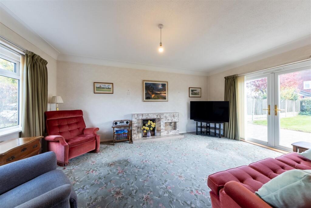Weaverham Road, Sandiway, Northwich photo 2
