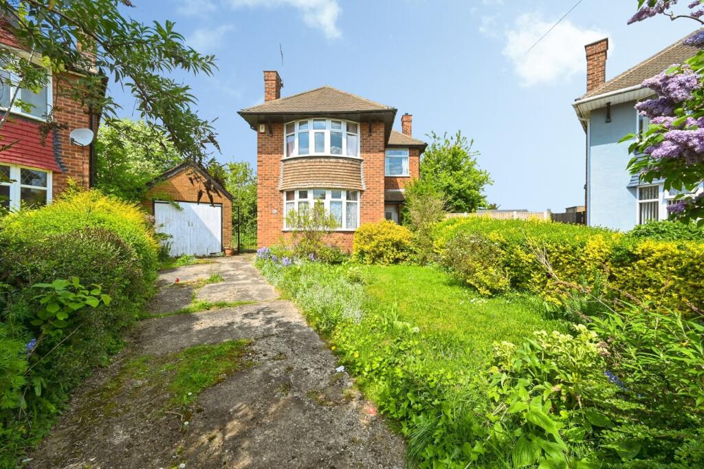 Main image of property: Bexleigh Gardens, Nottingham, Nottinghamshire, NG8