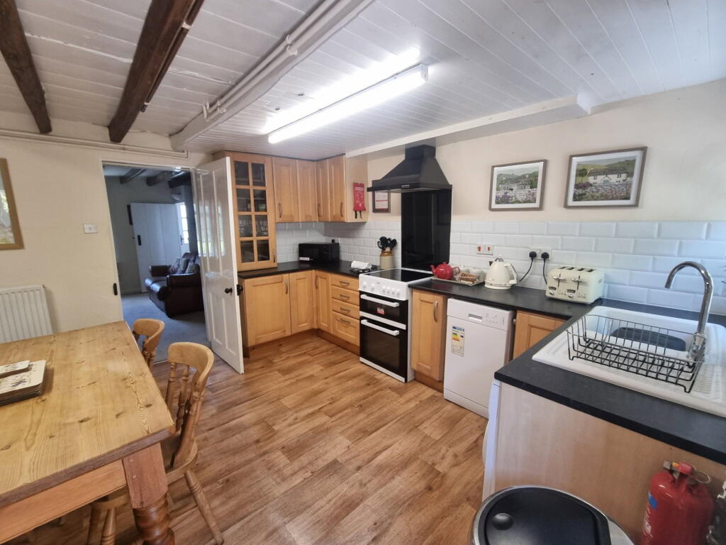 House in York - View 4