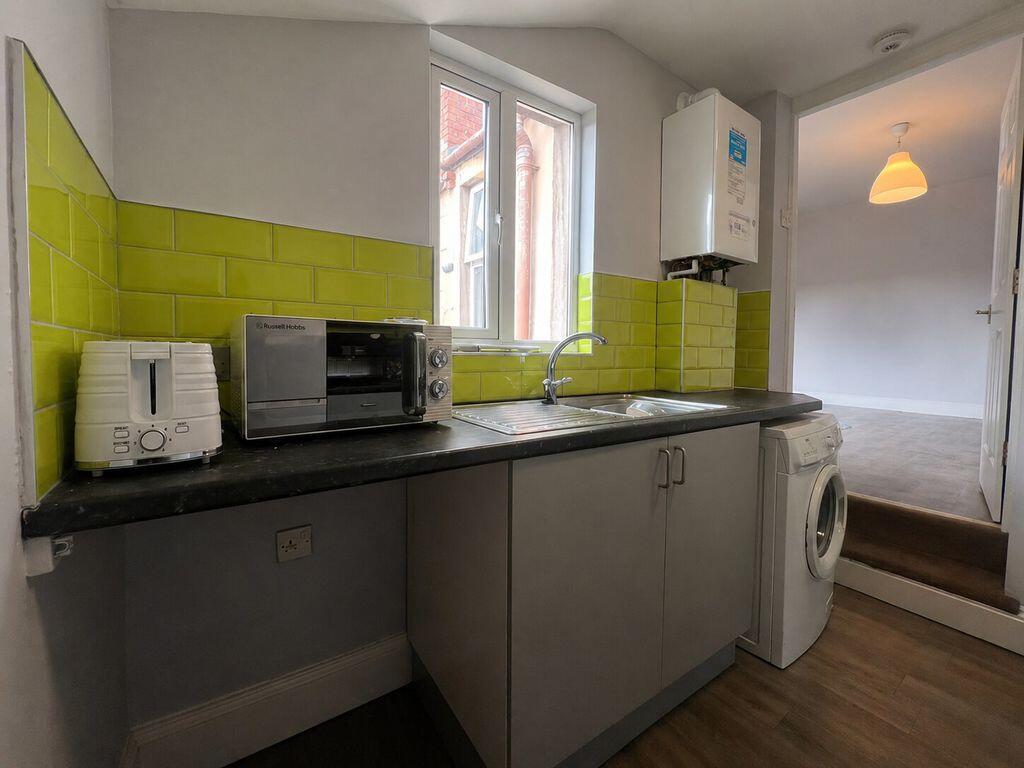 3 bedroom flat for rent