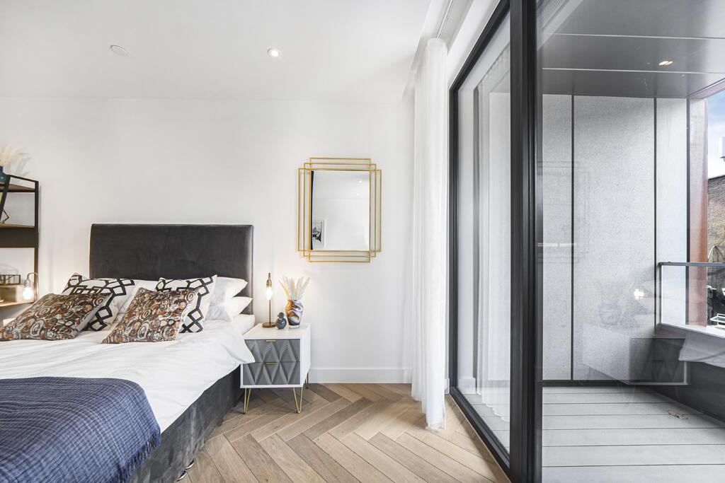 Hoxton, Dawson Street London E2 photo 3