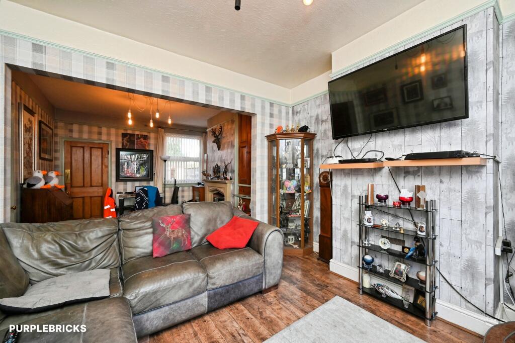 House in Ashfield, Sutton in Ashfield, Nottinghamshire - View 5