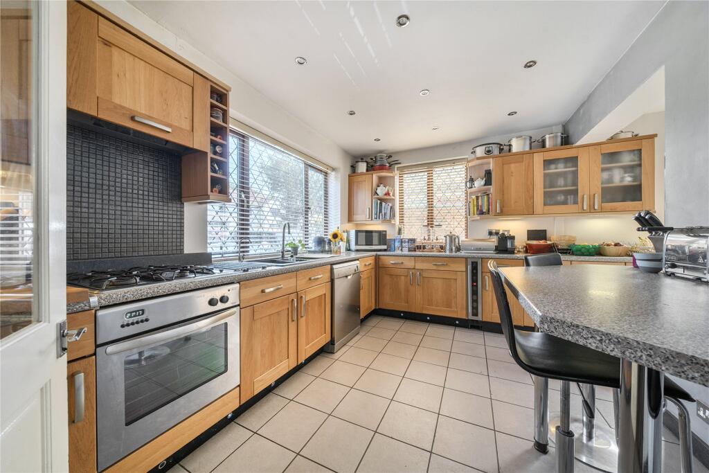 Park Avenue, Orpington photo 3