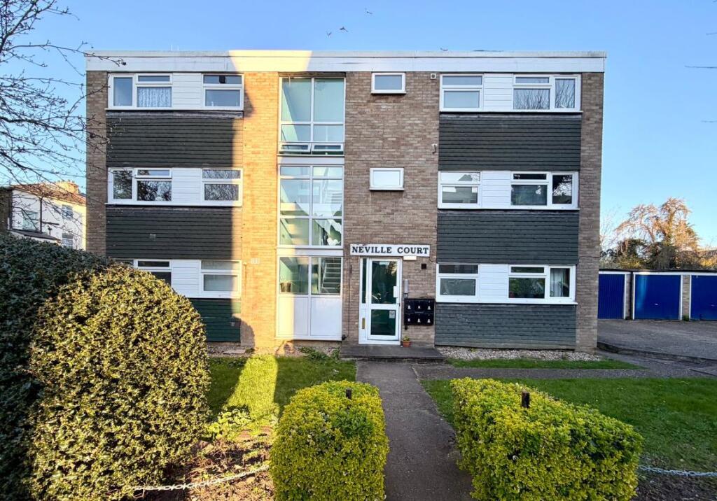 Main image of property: Flat 5 Neville Court, 33 Canning Road, Croydon, Surrey, CR0 6QE