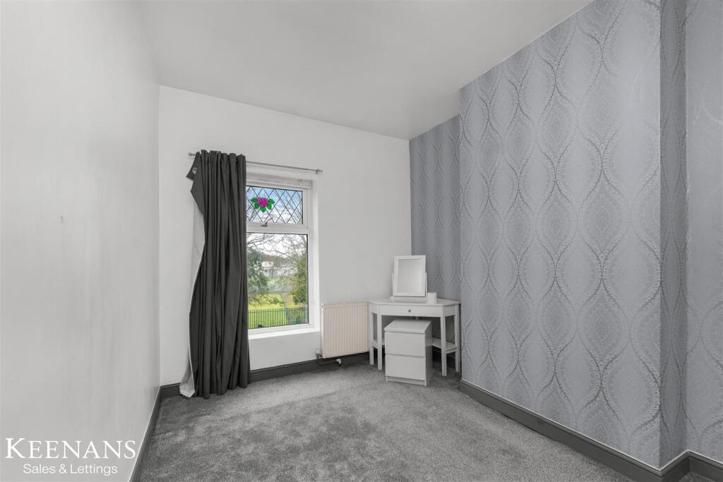 Huntley Mount Road, Bury - View 5