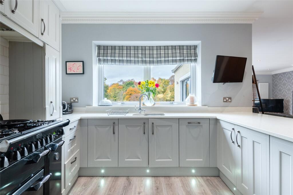 The Causeway, Kennoway, Leven, Fife, KY8 photo 3