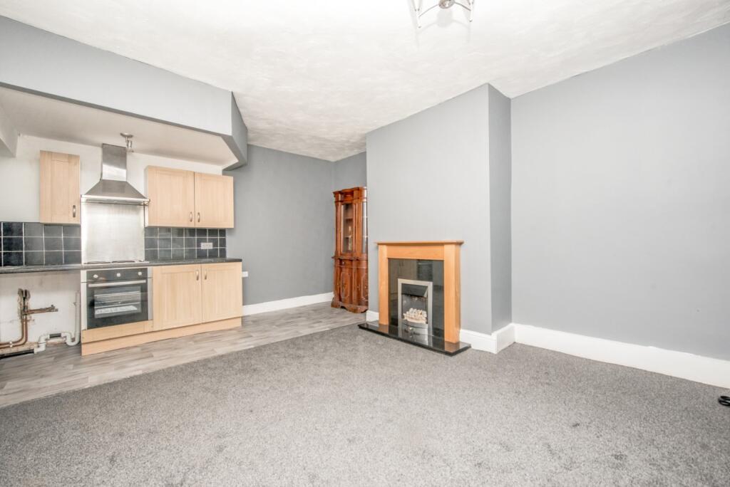 House in Wakefield - View 4