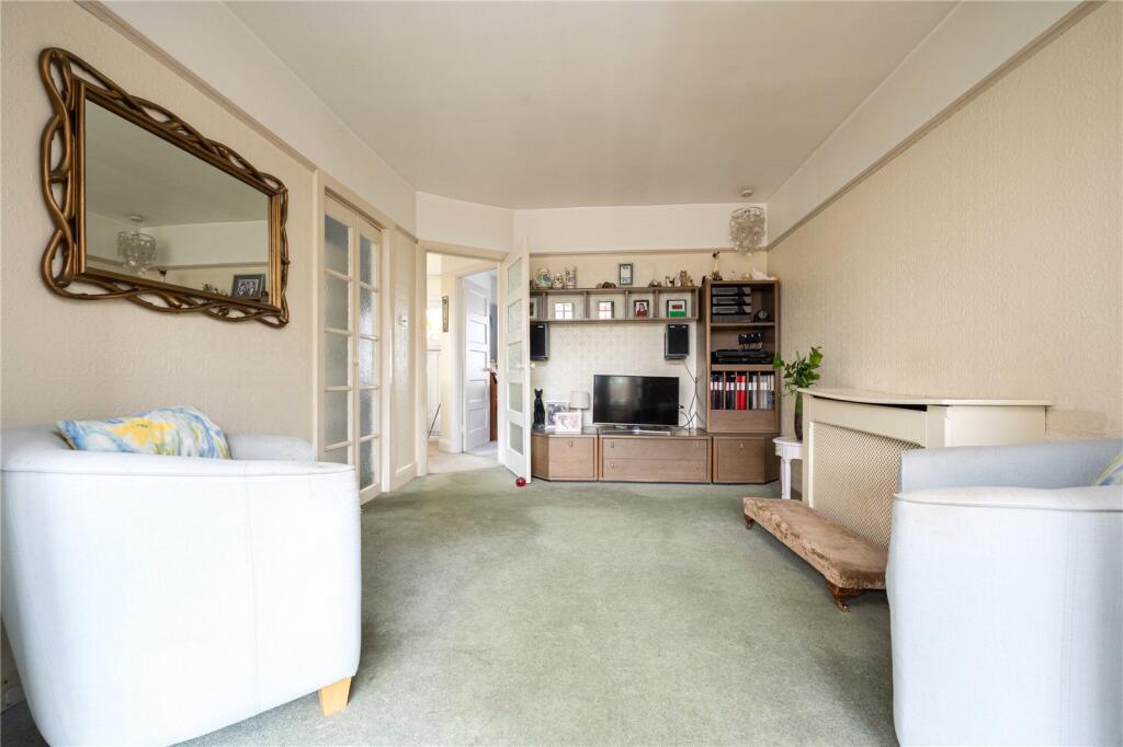 House in Twickenham - View 4