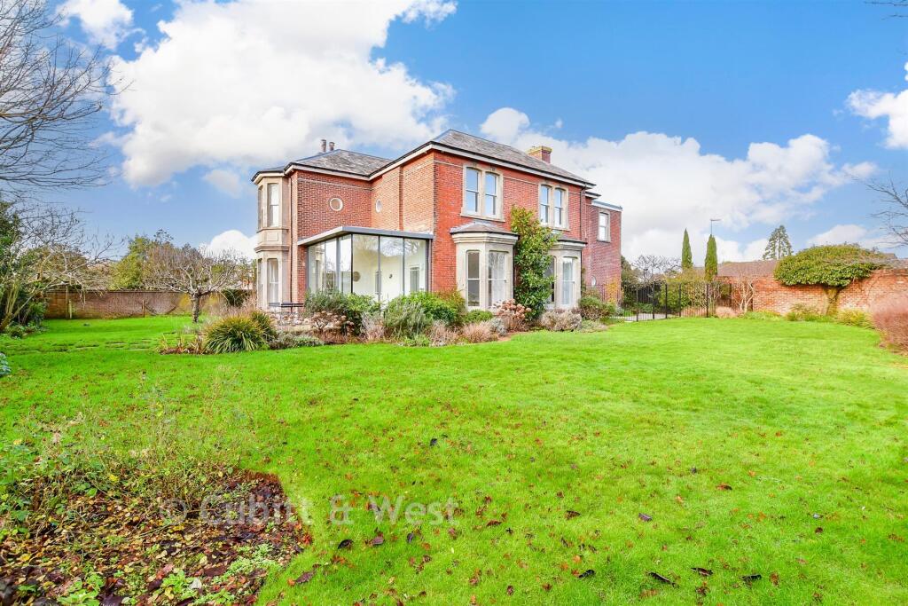 Main image of property: New Brighton Road, Emsworth, Hampshire