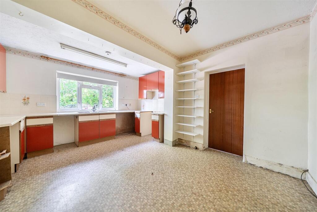 House in Dorchester - View 4