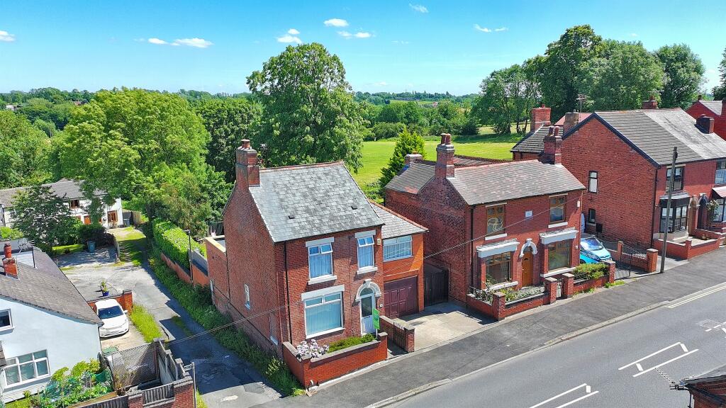 Main image of property: Alfreton Road, Codnor, Ripley