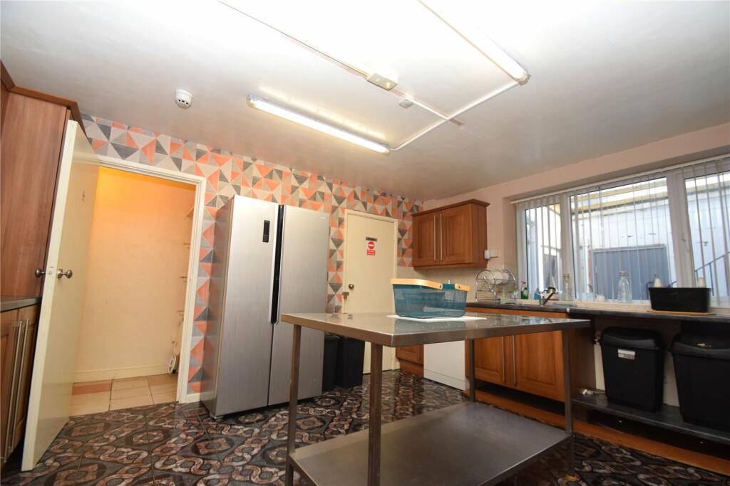 North Marine Road, Scarborough, YO12 - View 6