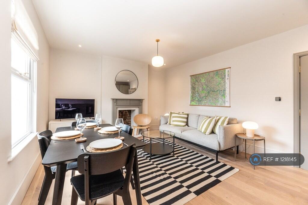 Apartment in Twickenham - View 3