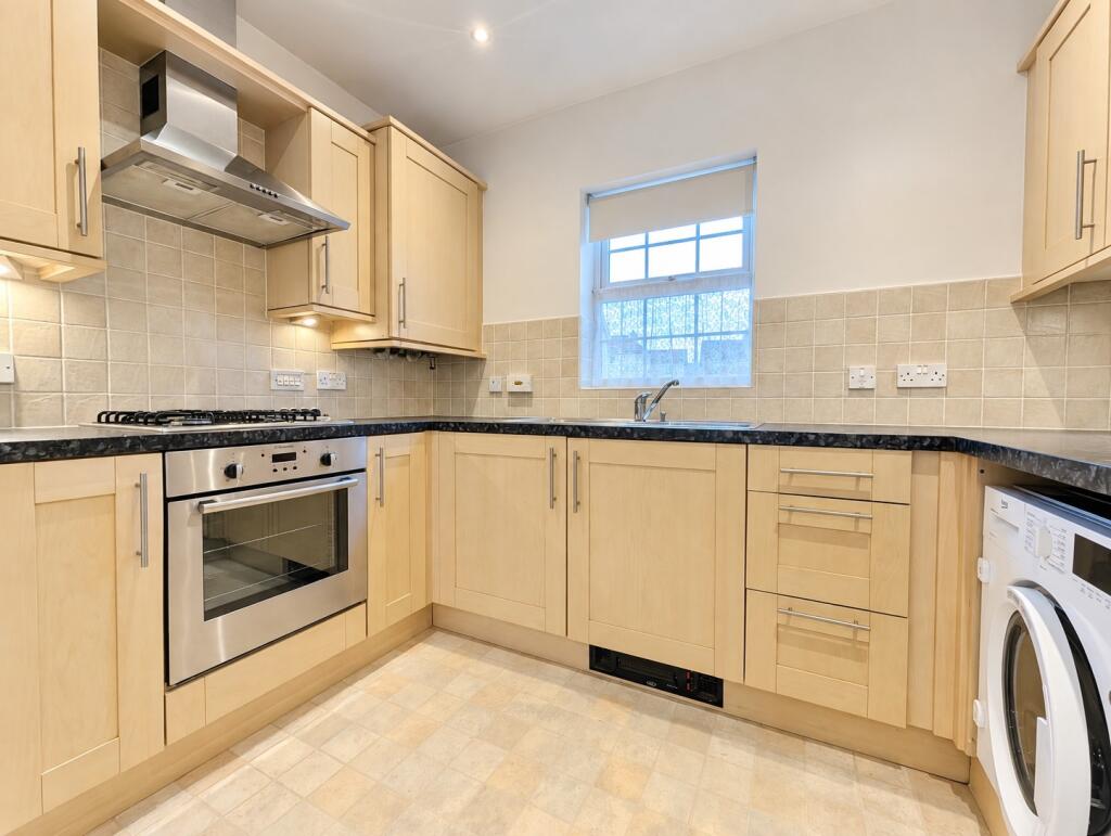 Apartment in Swindon - View 4